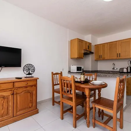 Blanquitas 5 Арона